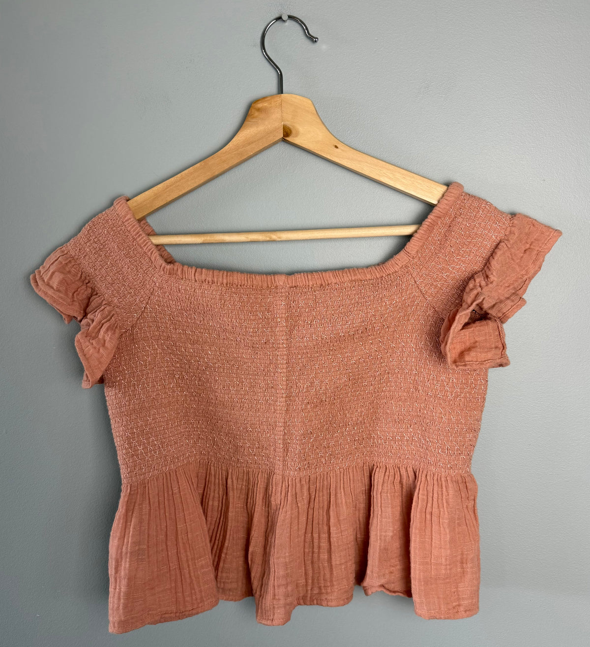 American Eagle Women’s Medium Cropped Top