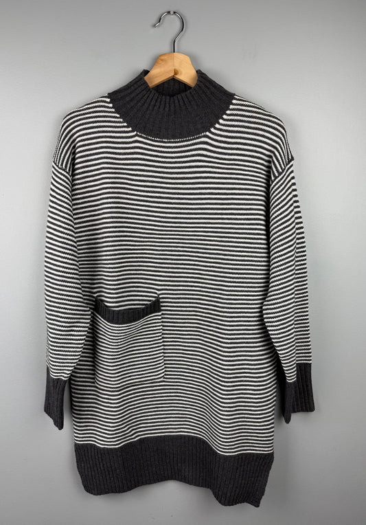 Annabelle Women’s Small/Medium Knit Sweater