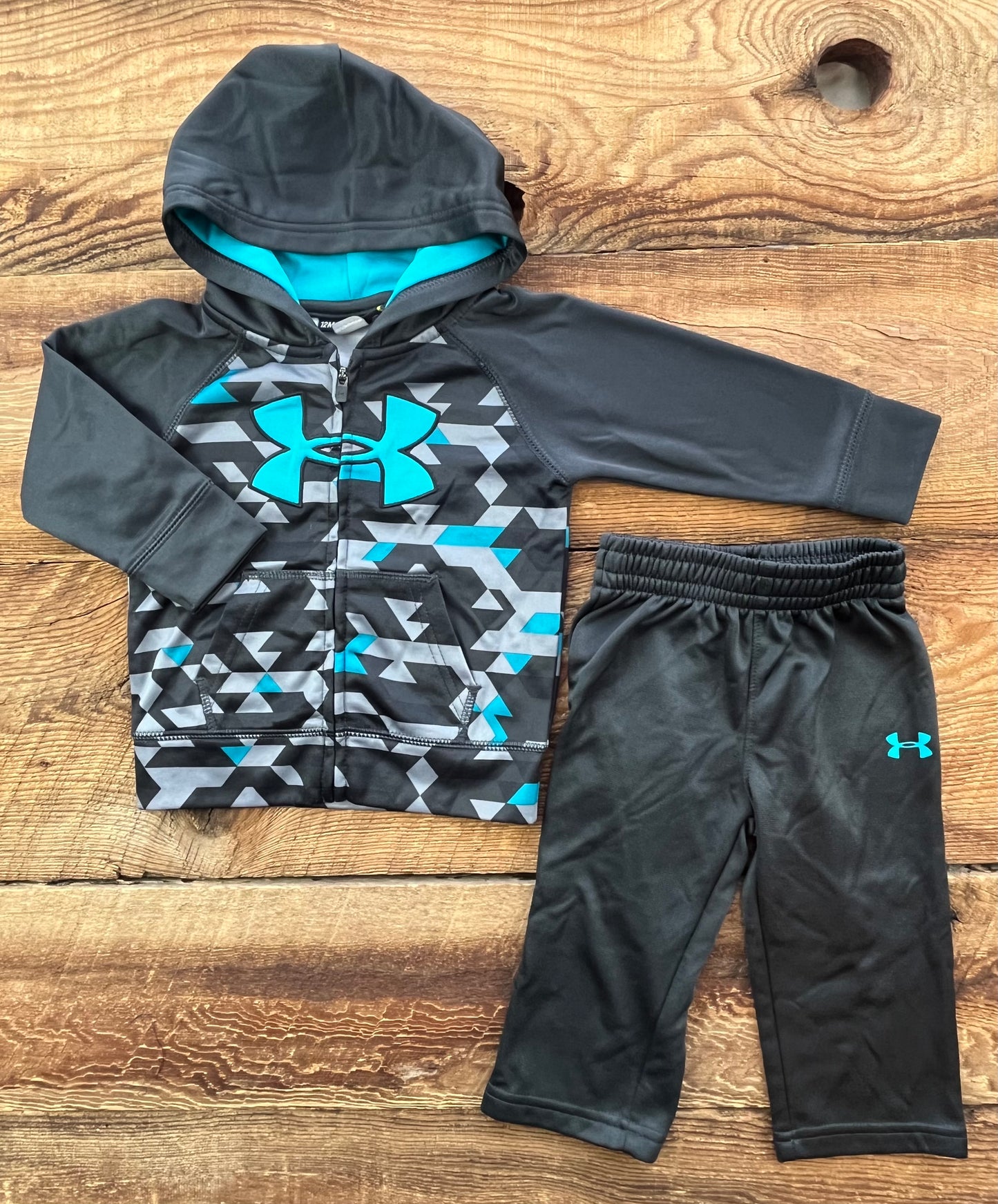 Under Armour 12M Track Suit