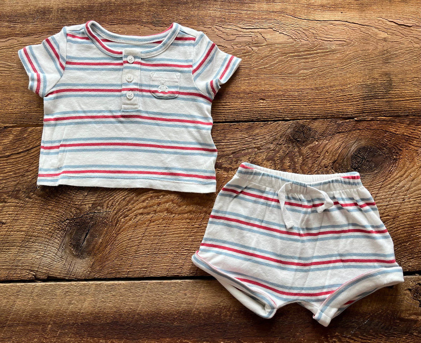 Gap 0-3M Striped Outfit