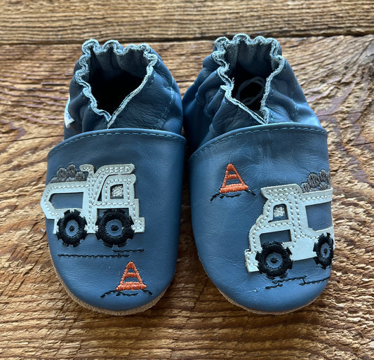 Robeez 0-6M Construction Shoe