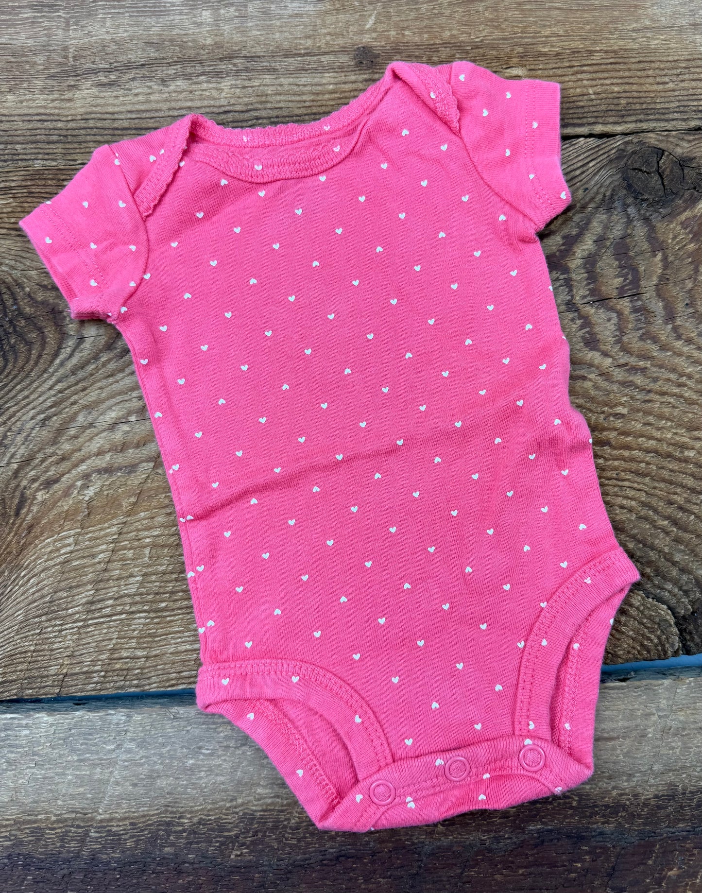 Carter’s NB Heart Onesie