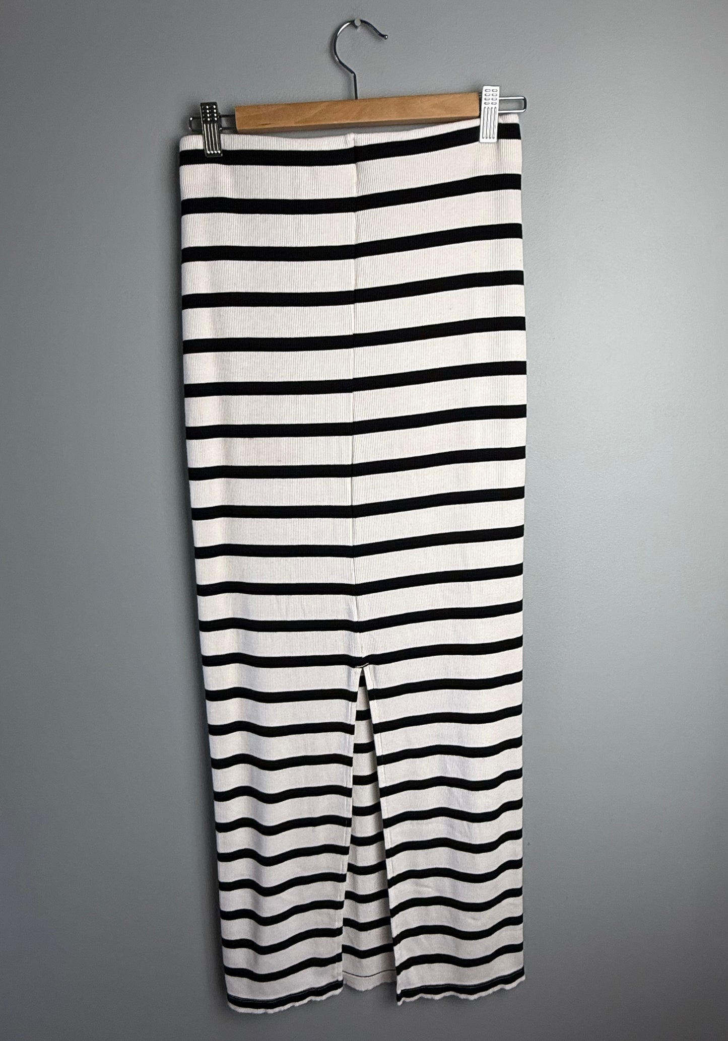 Dynamite Women’s Small Ribbed Maxi Skirt