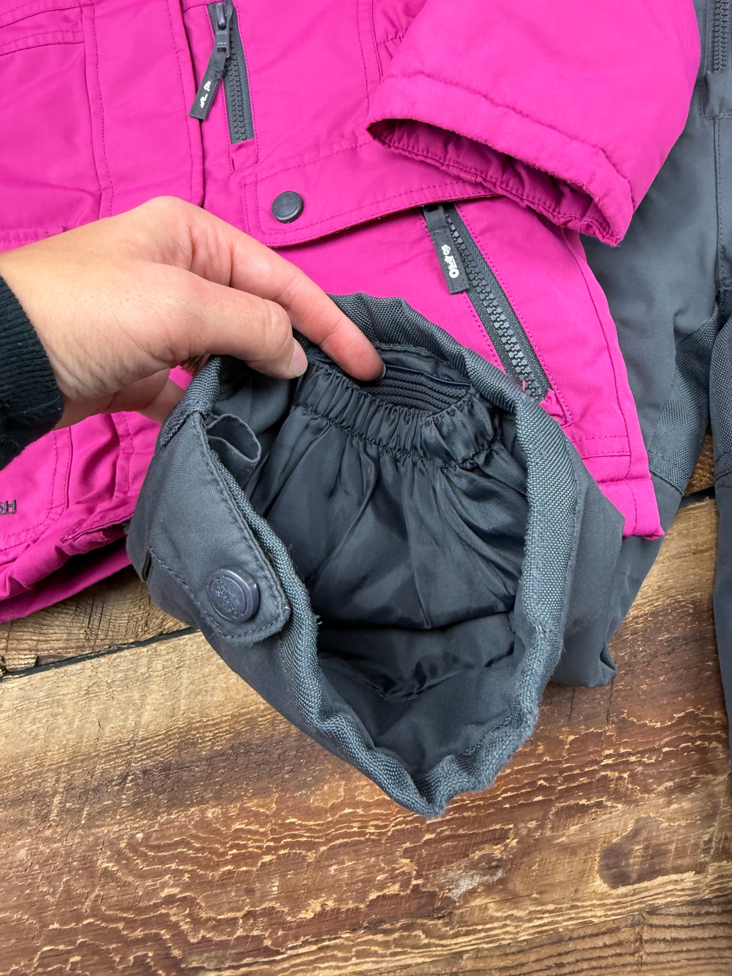 Oshkosh 3T Snowsuit