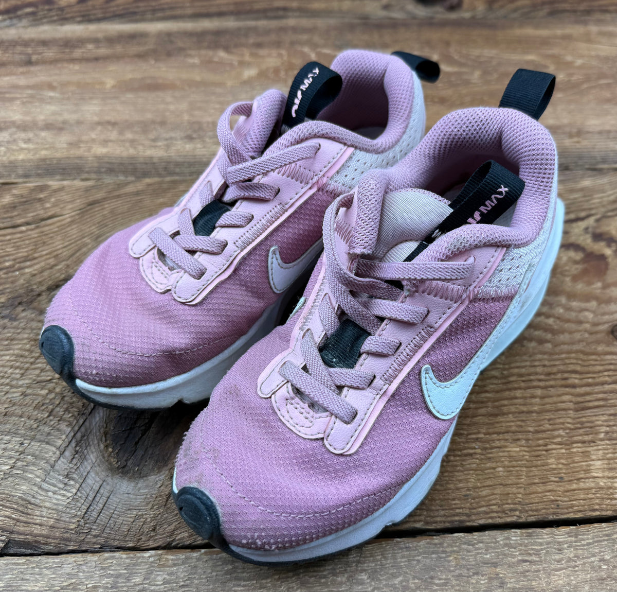 Nike 13C Running Shoe
