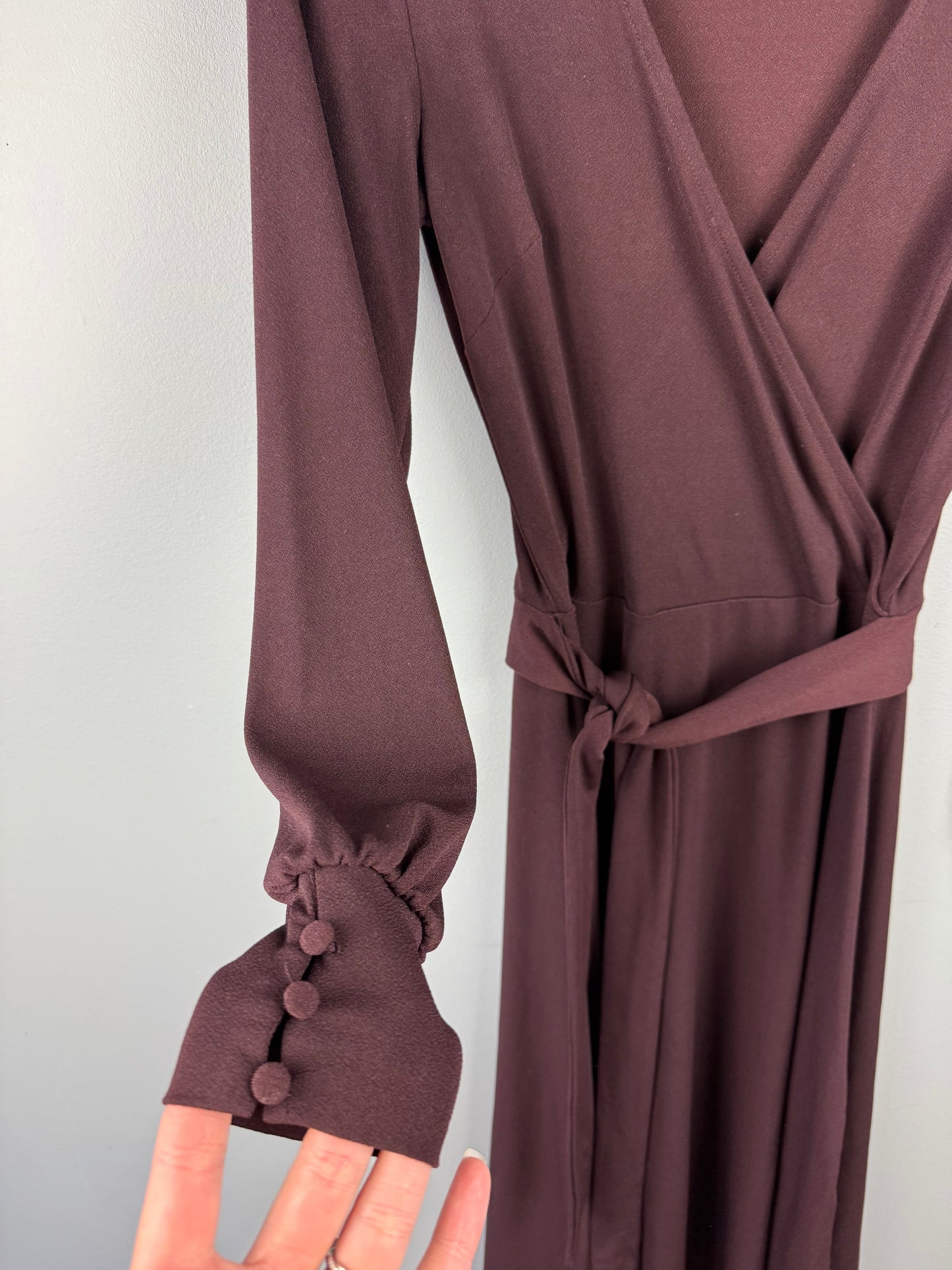 H&M Women’s XS Midi V-neck Dress