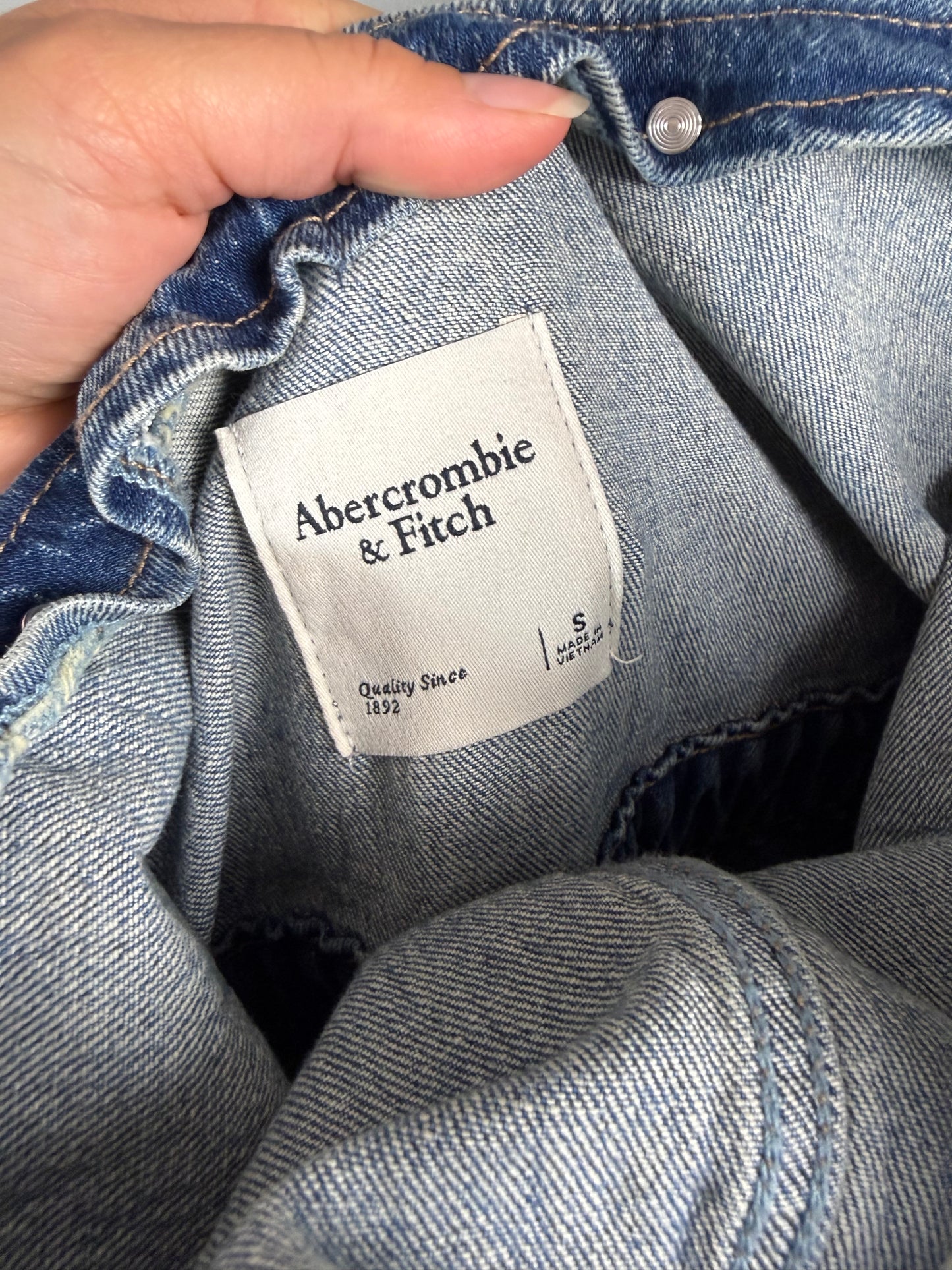 Abercrombie & Fitch Women’s Small Halter Denim Jumper