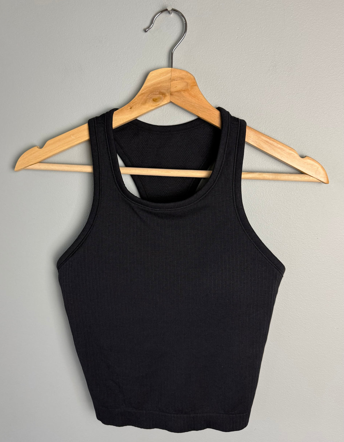 Ribbed Women’s Medium Sports Tank