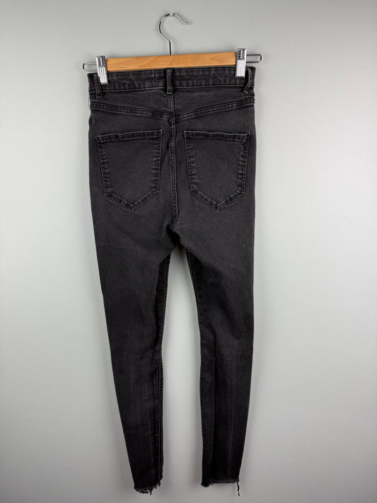 Zara Women’s 4 Distressed Skinny Jean