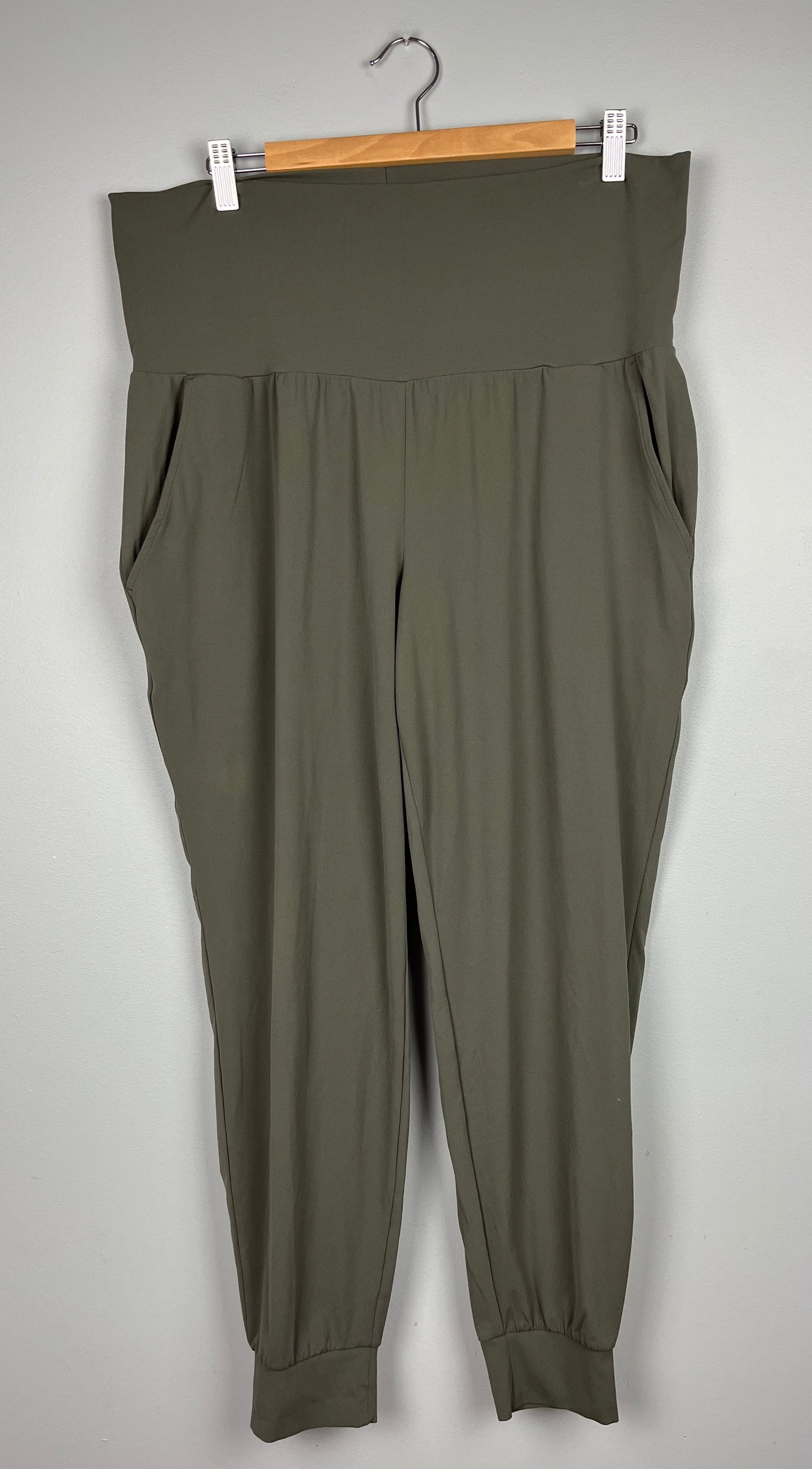 Thyme Maternity Large Pant