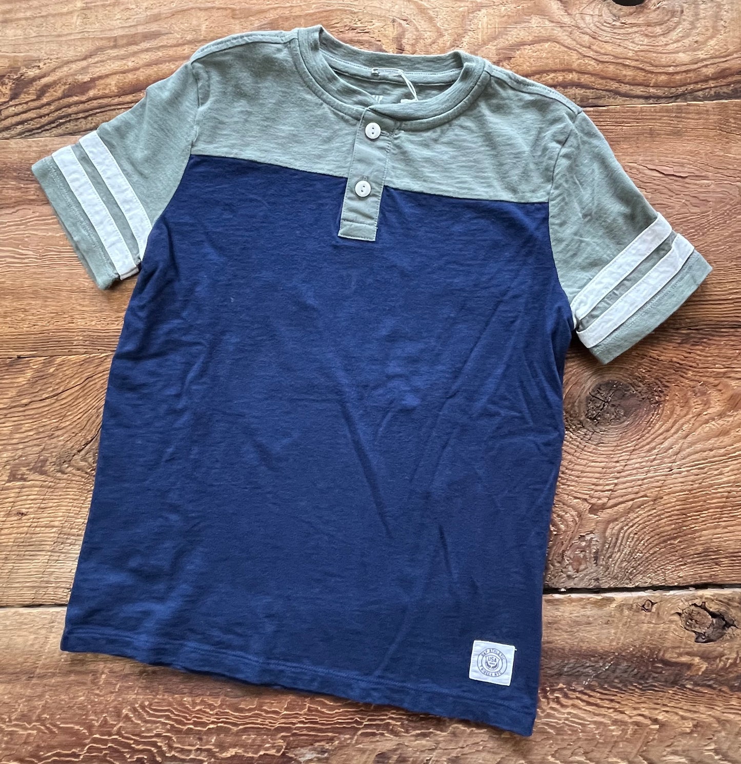 Gap Medium Henley Tee