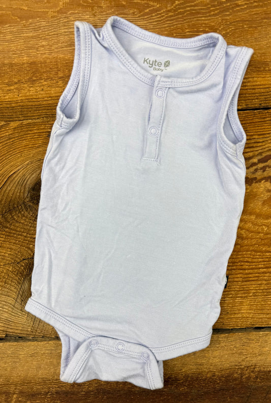 Kyte 0-3M Onesie