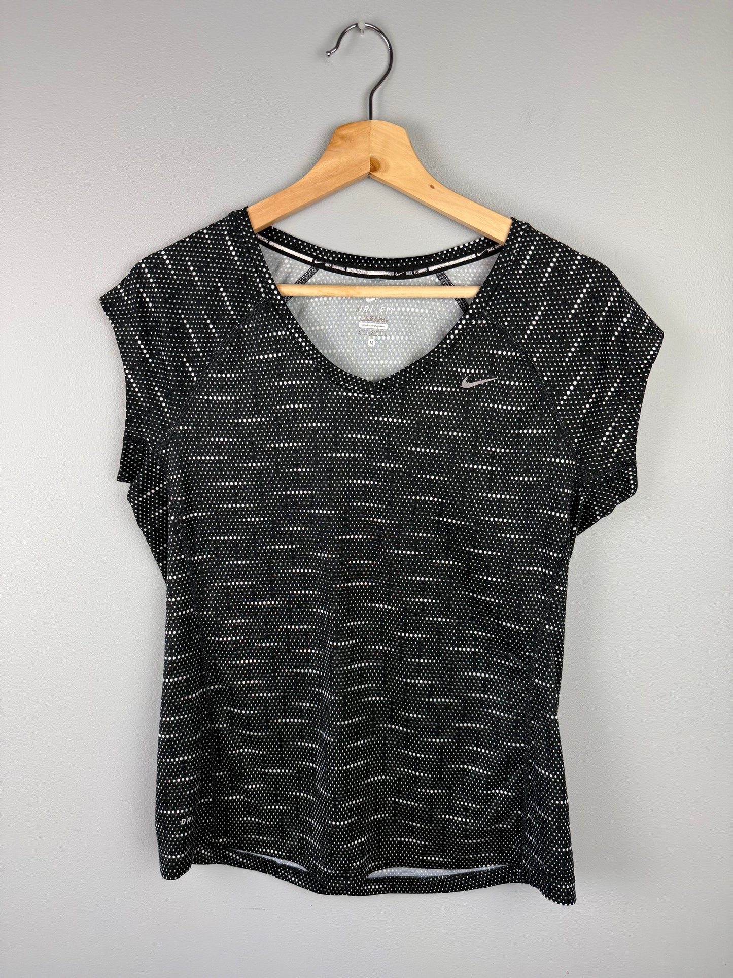 Nike Women’s Medium Dri-fit Tee