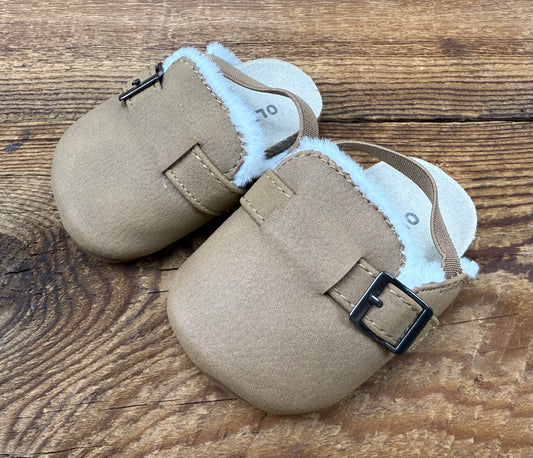 Old Navy 0-3M Slip on Shoe