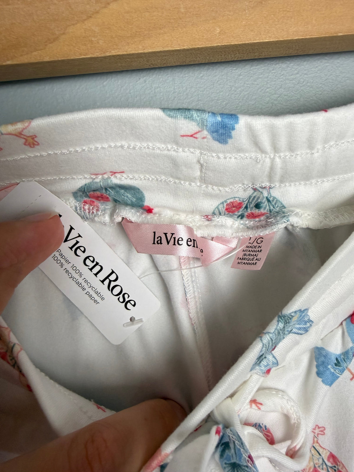 La Vie en Rose Women's Large/XXL Chicken Pajamas