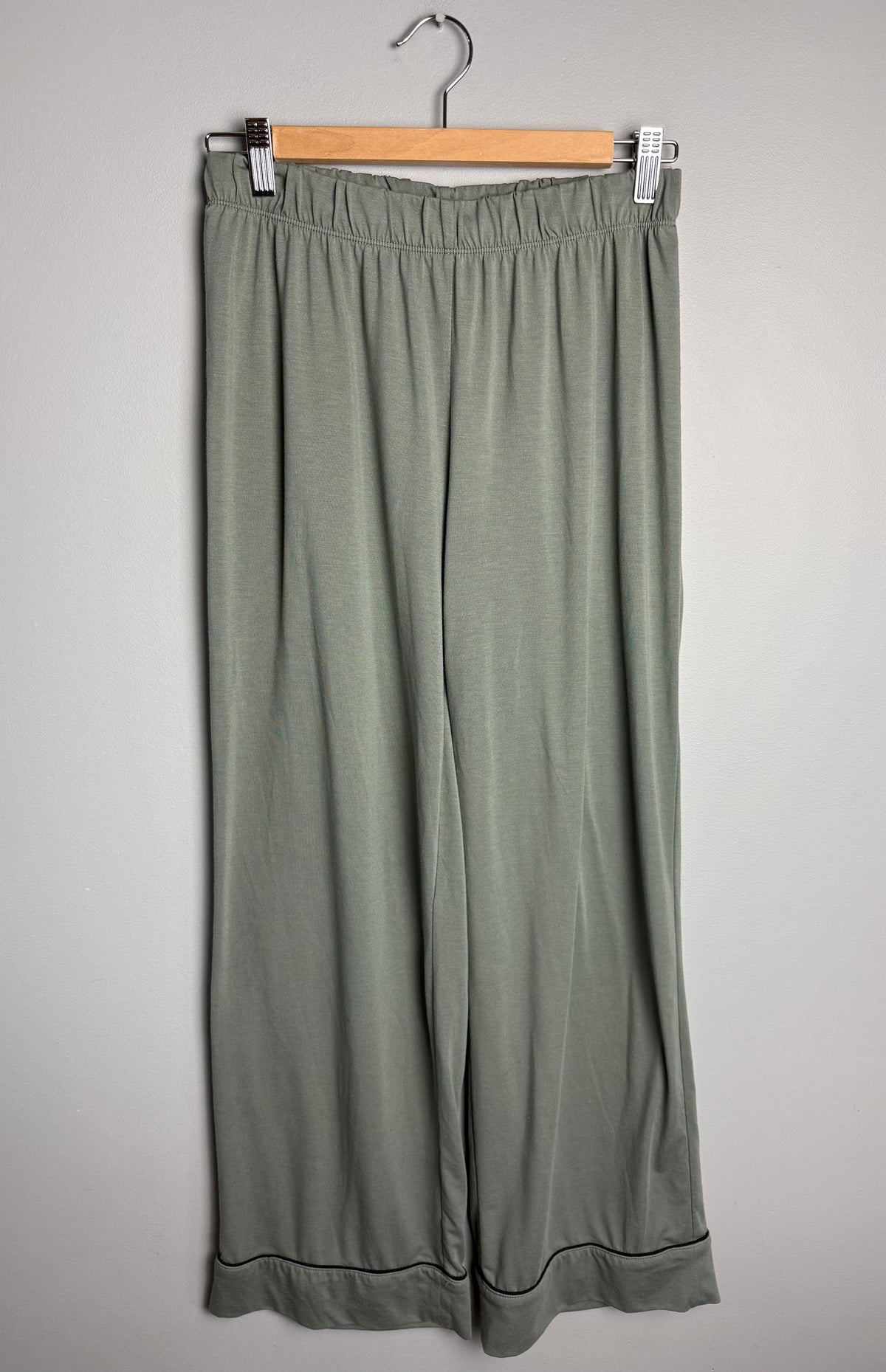 H&M Women’s Small Pajama Set