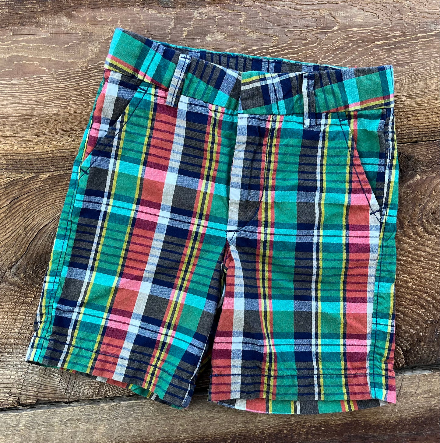 Gap 4T Plaid Short