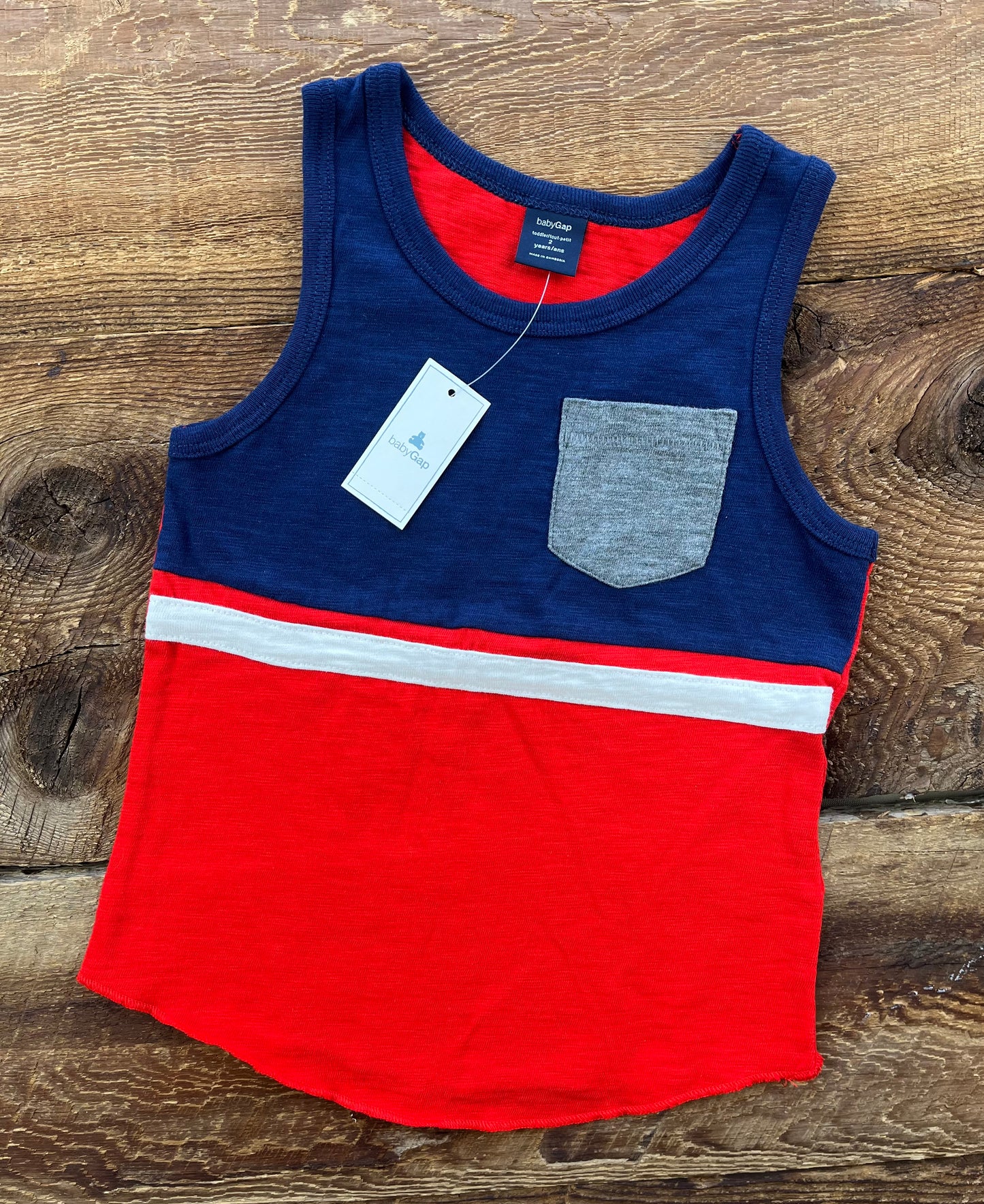 Gap 2T Pocket Tank