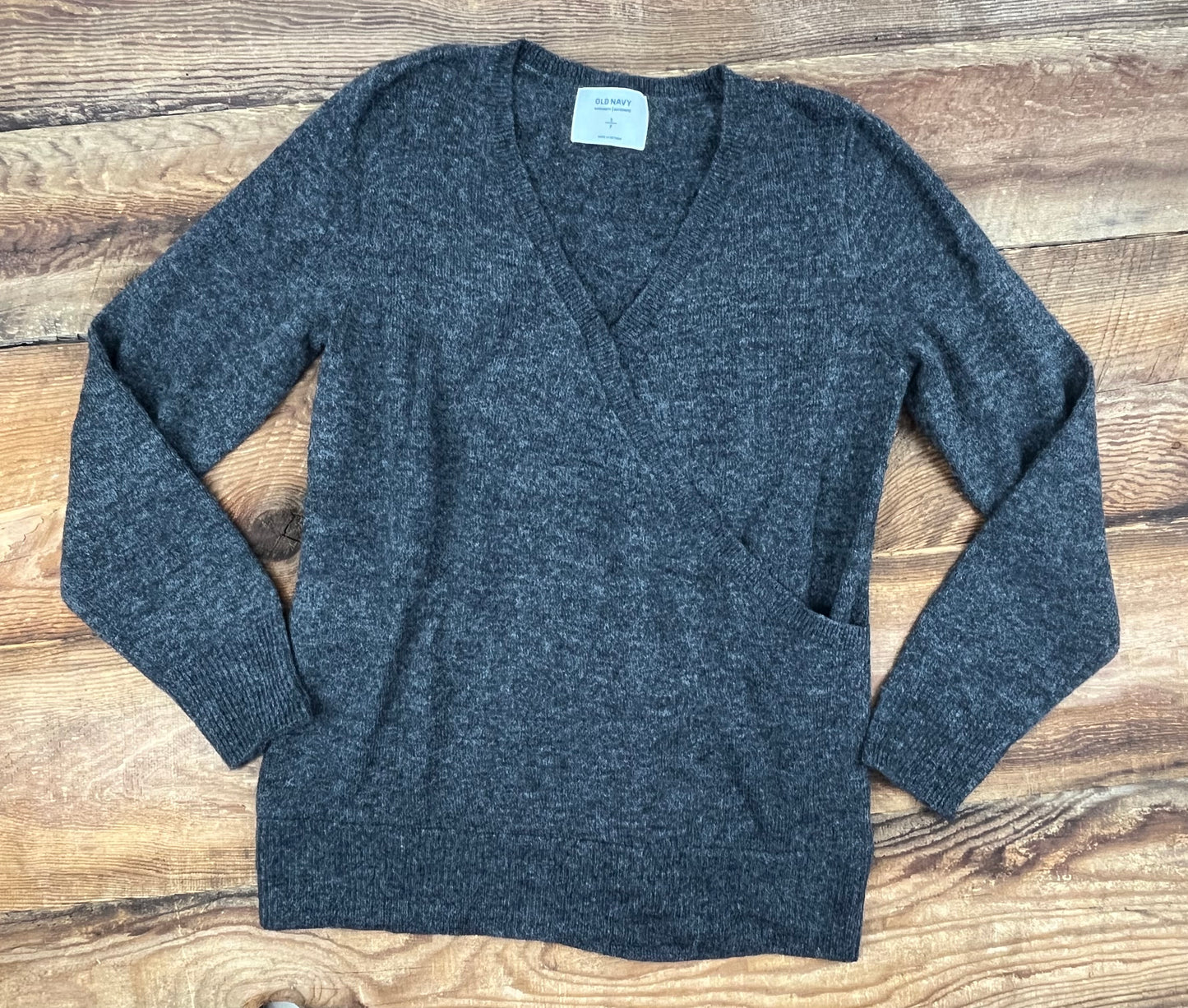 Old Navy Small Maternity Sweater