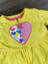 Load image into Gallery viewer, Carter’s NB Heart Eyes 3 Piece Set
